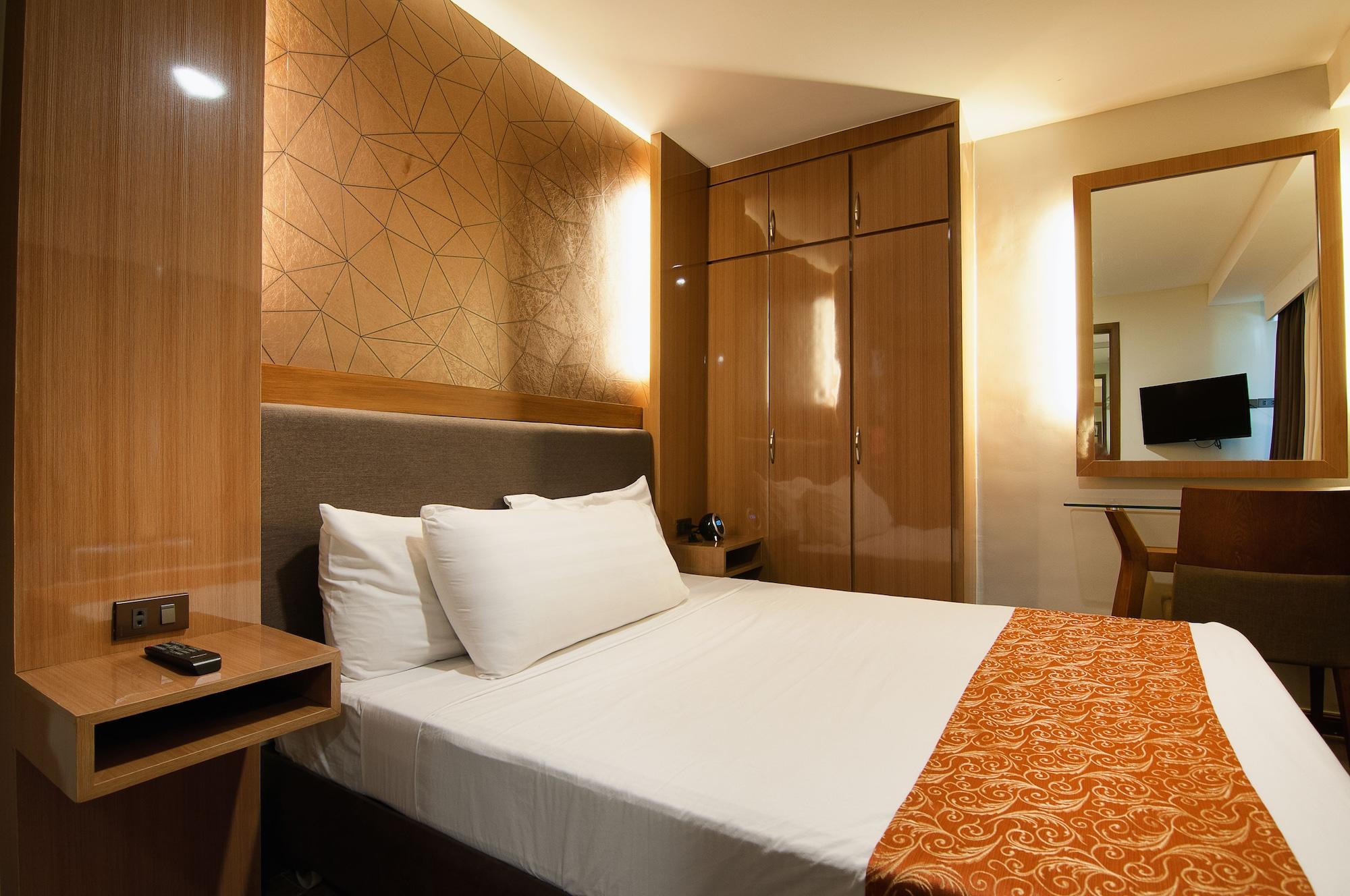 Fernandina 88 Suites Hotel Quezon City Eksteriør billede