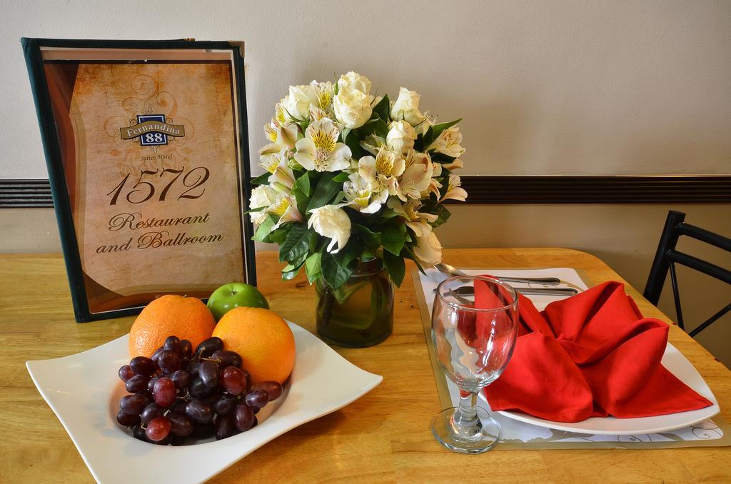 Fernandina 88 Suites Hotel Quezon City Eksteriør billede
