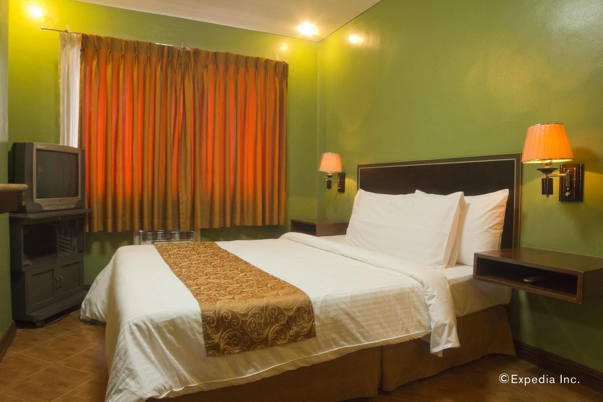 Fernandina 88 Suites Hotel Quezon City Eksteriør billede